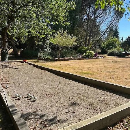 Magnifique Pierre, Toit De Chaume Et Piscine Villa *