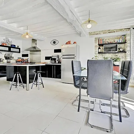 Magnifique Pierre, Toit De Chaume Et Piscine Villa Condé-sur-Noireau